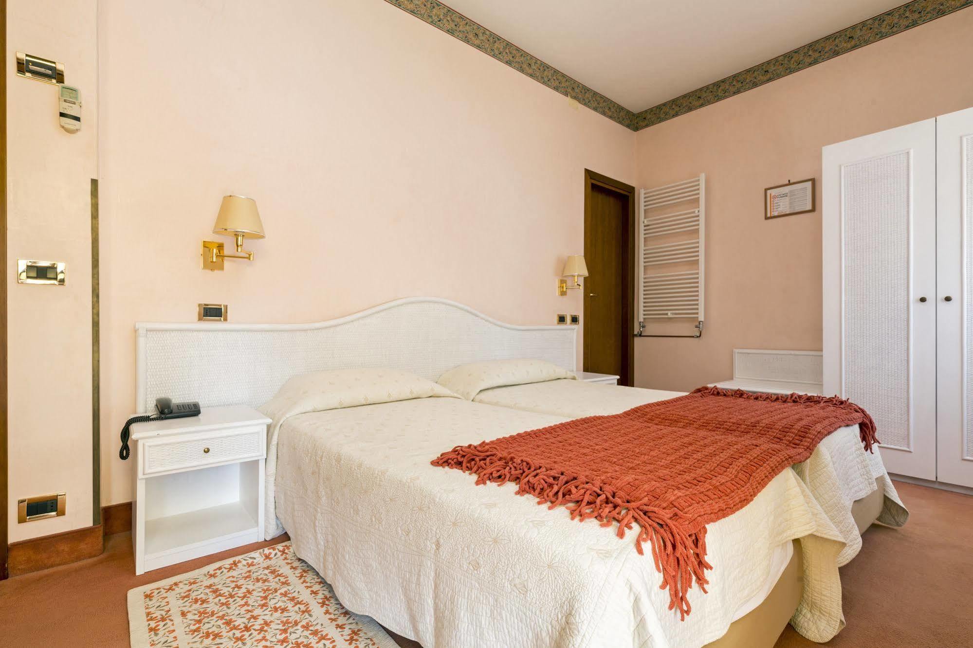 Hotel Tiziana 3*